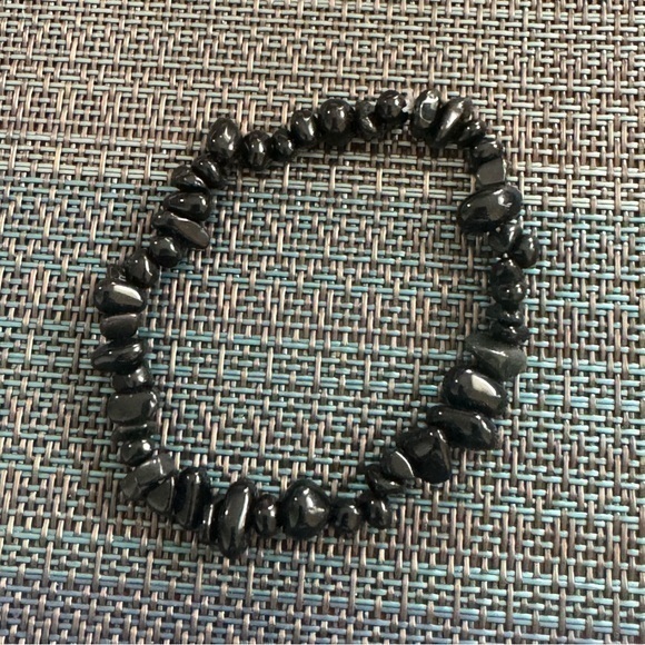 Jewelry - Beautiful Stretchy Bracelet